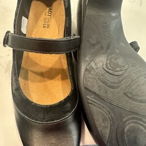 Naot Elegant Black Mary Jane Flats